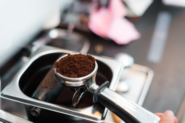 Coffee powder on coffee tamper