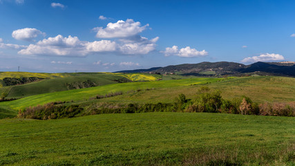 Fototapeta na wymiar Landschaftpanorama der Toskana Italien