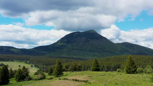 puy de d&ocirc;me, auvergne en France