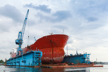 Red tanker is under repairing
