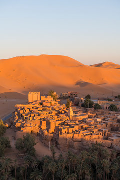 View over the Oasis of Taghit, western Algeria