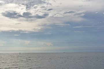 Fototapeta premium Sky and sea in the evening