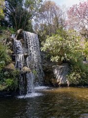 Fototapeta na wymiar Artifical waterfall in nature