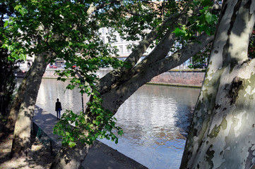 Spaziergang am Ill im stra&szlig;burg