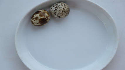 quail eggs, yolk, tomato,
