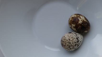 quail eggs, yolk, tomato,