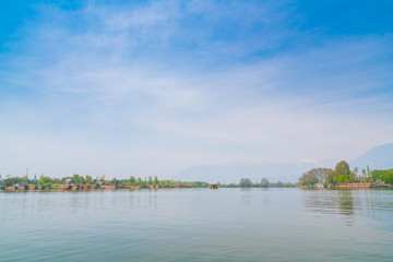 Fototapeta na wymiar Dal lake, Kashmir India