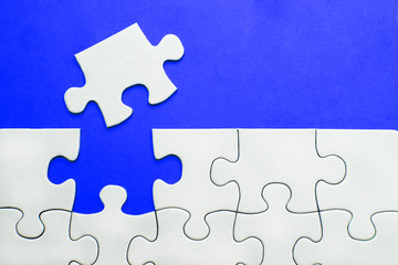 Obraz premium Puzzle piece missing, business concept