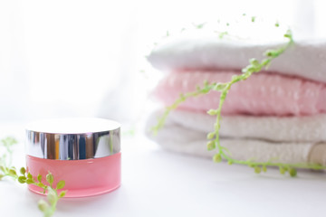 ボディケア用品とタオル