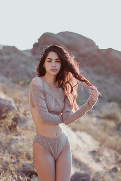 women wear short outfit