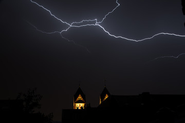 Foudre crois&eacute;e