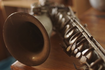 old saxophone tenor