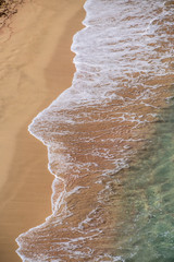 Welle am Sand Strand von oben 