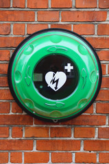 Defibrillator im öffentlichen Raum