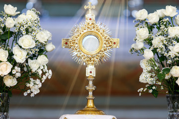 Ostensorial adoration in the catholic church