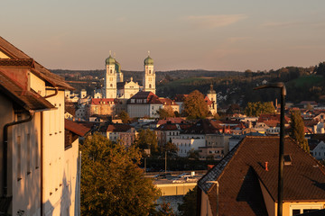 Passauer Dom im Abendort