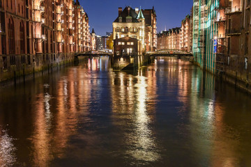 Fototapeta premium Warehouse District or Speicherstadt at night. Hamburg, Germany