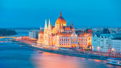 Fototapeta na wymiar Hungarian parliament in Budapest at twilight blue hour - Budapest, Hungary