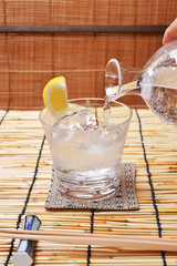 夏の夕方に焼酎でお疲れ様