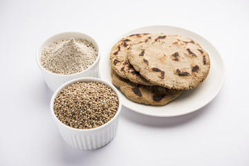bajra / sorghum ki roti or pearl millet flat bread