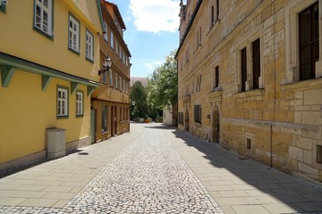 Alte, sonnige Gasse in Coburg