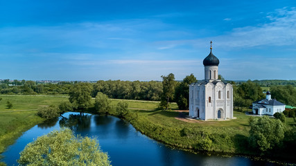 Obraz premium Church of the Intercession on the Nerl, Bogolyubovo, Golden Ring of Russia