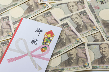 ご祝儀袋と現金
