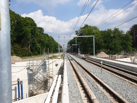 Renewal of the train station Driebergen Zeist in the netherlands with underground road and expansion to 4 tracks