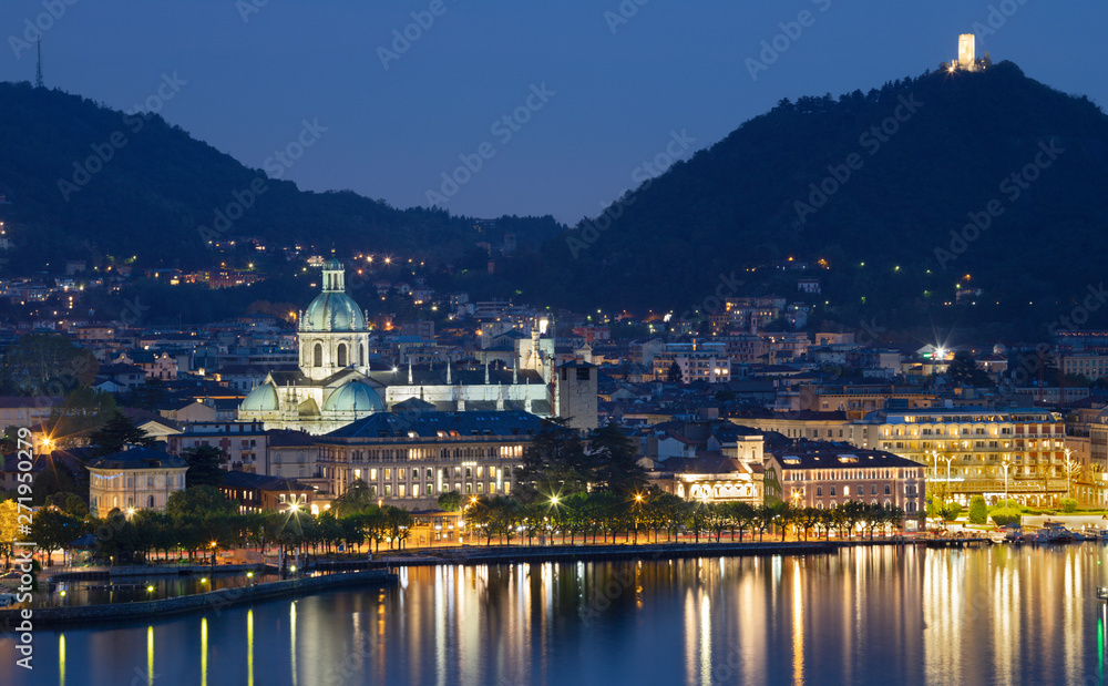 Wall mural como - the city with the cathedral and lake como.