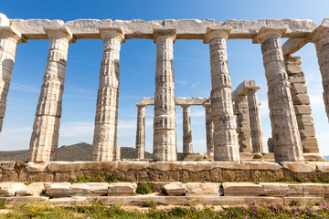 Obraz premium Sounion, Greece. The Temple of Poseidon, an Ancient Greek temple and one of the major monuments of the Golden Age of Athens built at Cape Sounion