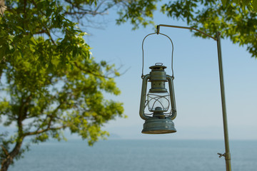 ランタンと青空