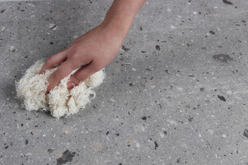 Process of sealing a natrual stone