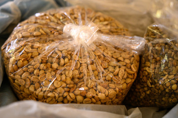 Coffee bean roasted coffee bean raw