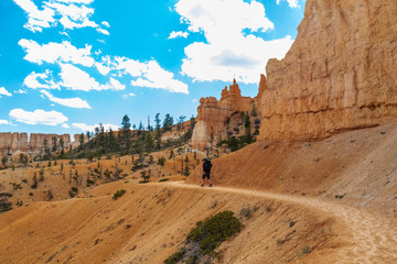 Hiker in Bryce Canyon National Park, Utah< USA