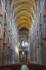 Fototapeta premium Cathédrale Notre-Dame de Rouen. Nef centrale