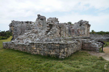 Fototapeta na wymiar Ruins of Tulum at Riviera Maya, Quintana Roo, Mexico 