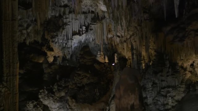 panning right over rockformations in a cave