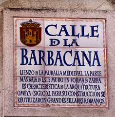 Fototapeta premium cartel nombre calles en Maderuelo, Segovia