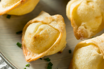 Chinese Cream Cheese Wontons