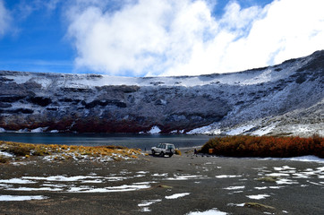 Cráter del volcán Batea Mahuida al que se puede llegar en camioneta 4 x 4 Villa Pehuenia, patagonia argentina