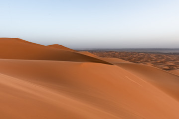 Fototapeta na wymiar the dunes of erg Chebbi in Merzouga in Morocco