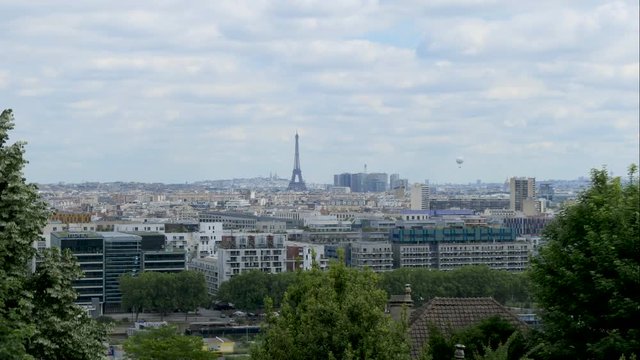 Time Lapse of Paris on a cloudy day from Meudon point of view (Eiffel, Montmartre, hot-air balloon)