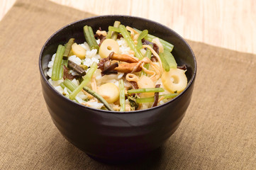 山菜ご飯