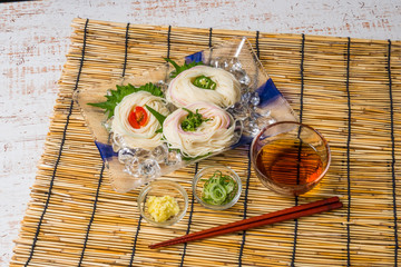 そうめん　japanese summer thin noodles (somen) 