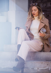 Obraz premium Girl for the city.
