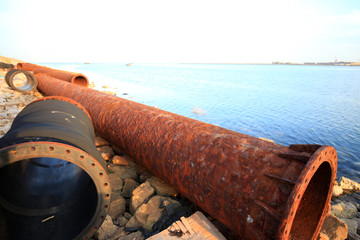 The rusty iron pipe