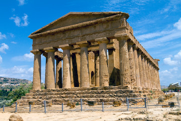Fototapeta premium Agrigento (Sicilita), Valle dei Templi