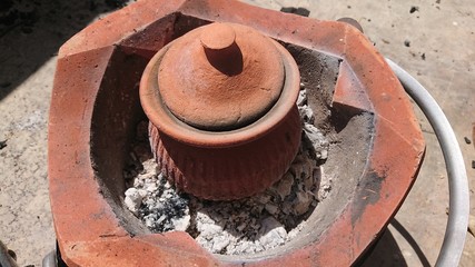 Clay pot for boiling herbal medicine