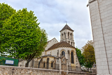 Fototapeta na wymiar Church of Saint-Pierre de Montmartre