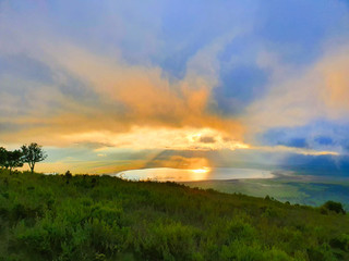 Blick in den Ngorongoro Krater, Tansania © WoKoEL
